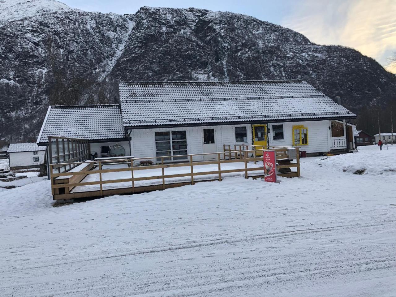 Skysstasjonen Cottages Røldal Eksteriør bilde